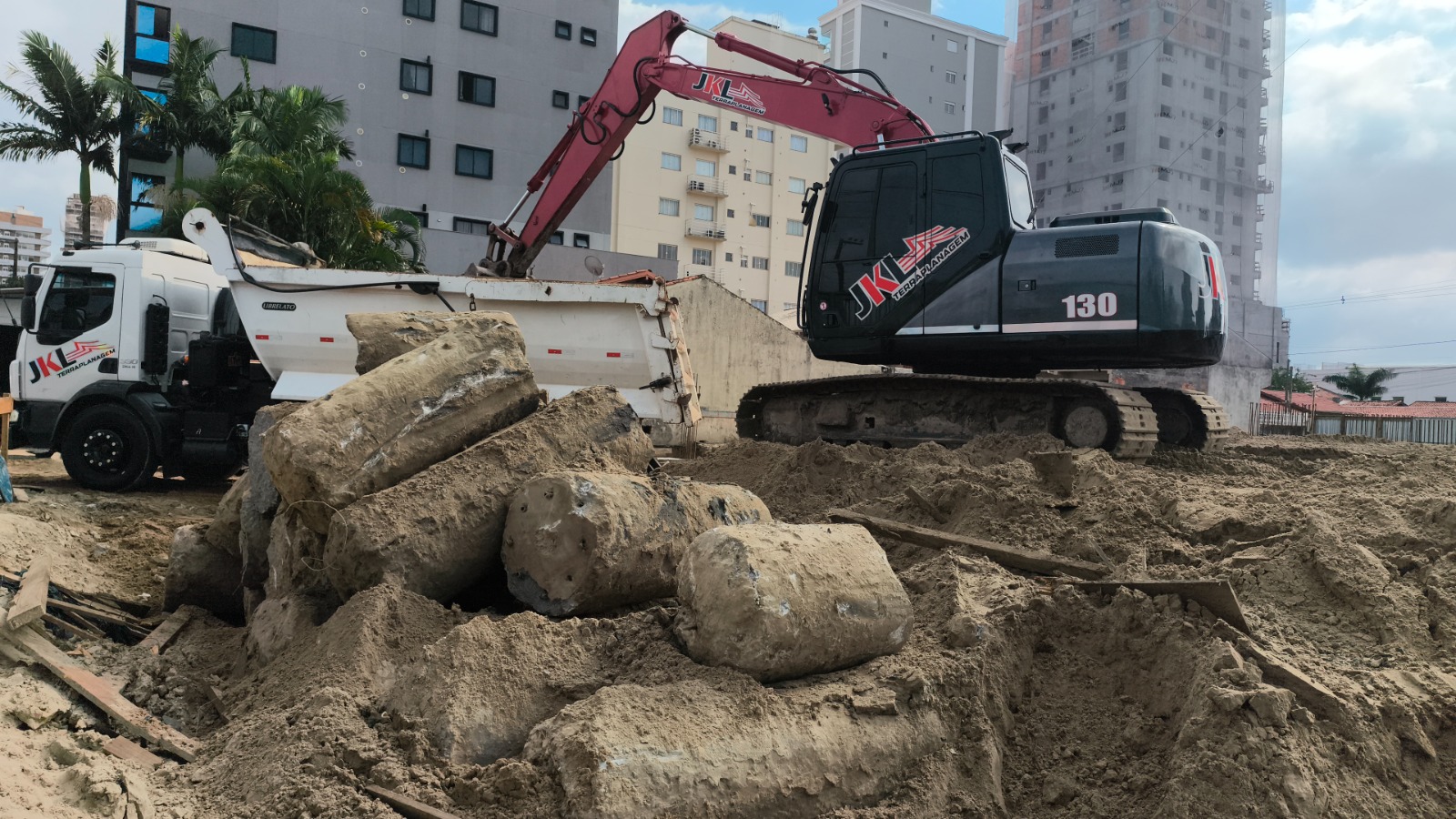 Obra Sem Nome - Remoção de Residuos